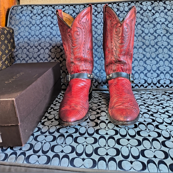 Outstanding Blood Red Dan Post Cowboy boots.  10.5.D - Picture 2 of 5